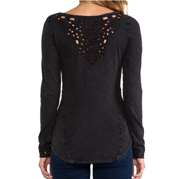 Free People Luna Long Sleeve Henley Shirt Boho Cut-Out Top Distressed Black Gray - Picture 14 of 14